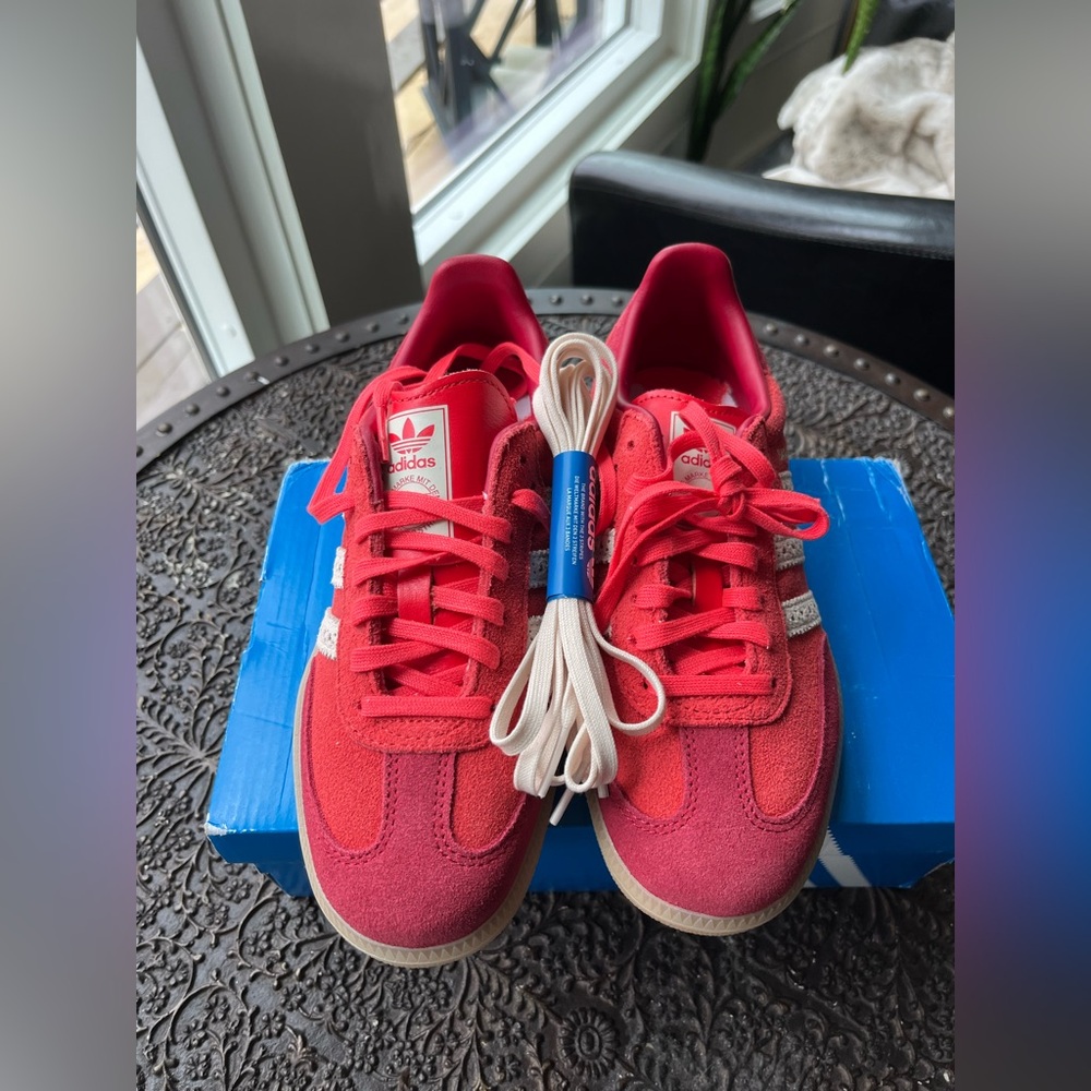 ADIDAS SAMBA OG KIDS VALENTINE’S DAY SNEAKERS IN RED PINK 13 1 - Picture 9 of 13